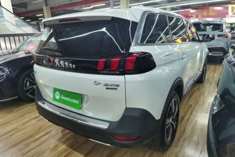 Used Peugeot 5008 2017 380THP 5-Seater Elite Edition Rear Right 45 Deg