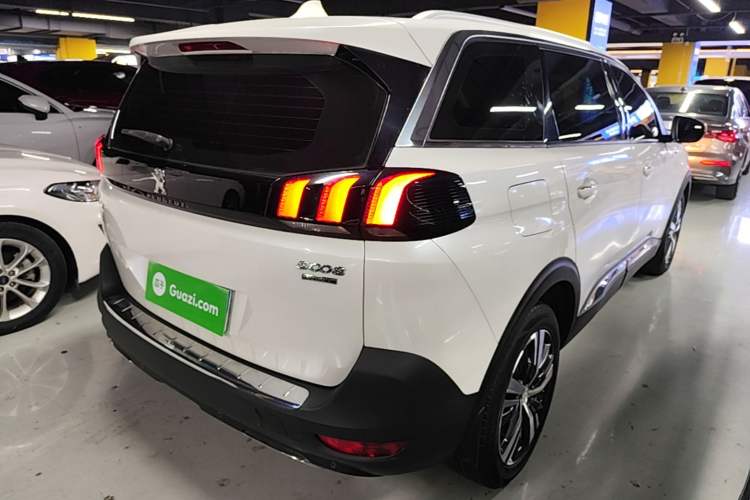 Used Peugeot 5008 2017 380THP 7-Seater Elite Edition Rear Right 45 Deg