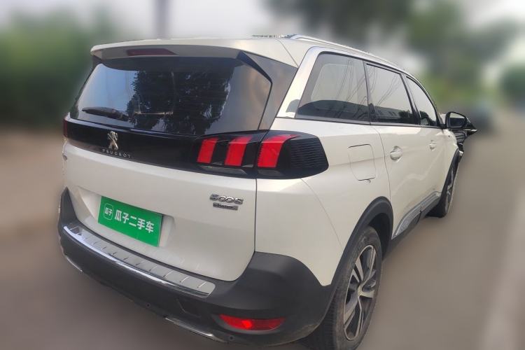 Used Peugeot 5008 2017 350THP 7-Seater Boundless Edition Rear Right 45 Deg