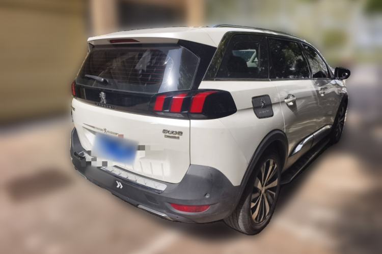 Used Peugeot 5008 2017 380THP 7-Seater Luxury Edition Rear Right 45 Deg