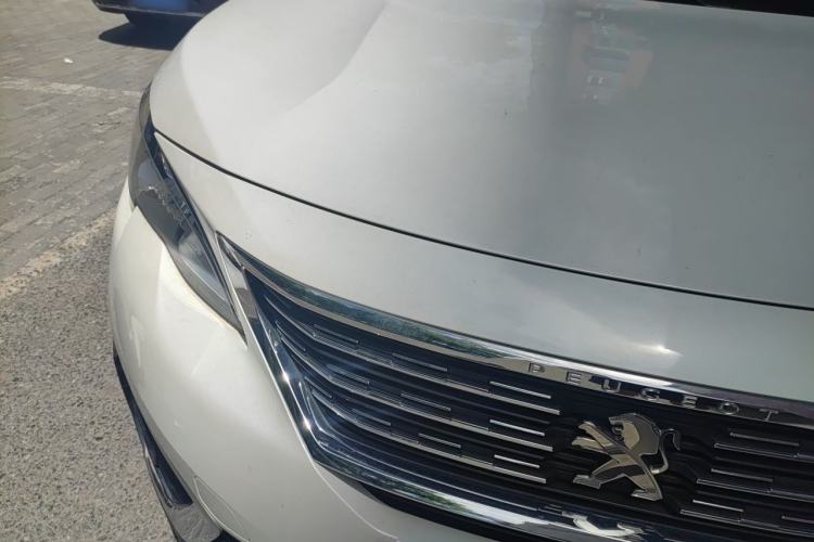 Used Peugeot 5008 2017 380THP 7-Seater Elite Edition Right Front Headlight