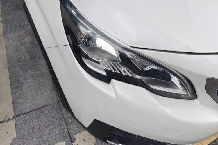 Used Peugeot 5008 2017 350THP 7-Seater Elite Edition Right Front Headlight