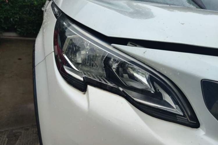 Used Peugeot 5008 2017 350THP 7-Seater Elite Edition Right Front Headlight