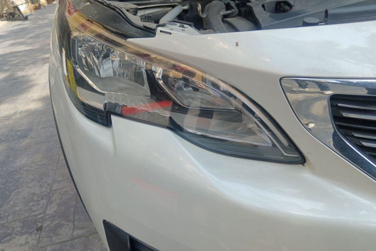 Used Peugeot 5008 2017 380THP 7-Seater Boundary-Free Edition Right Front Headlight