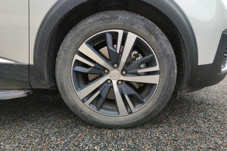 Used Peugeot 5008 2017 350THP 7-Seater Elite Edition Right Front Wheel Hub