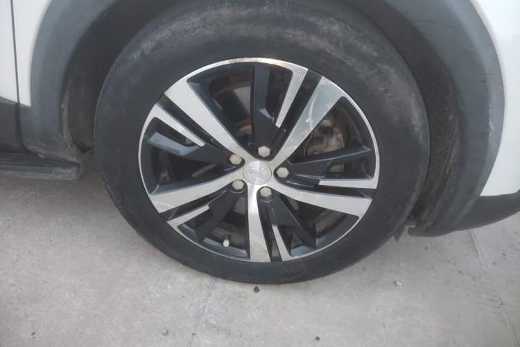 Used Peugeot 5008 2017 350THP 5-Seat Elite Edition Right Front Wheel Hub