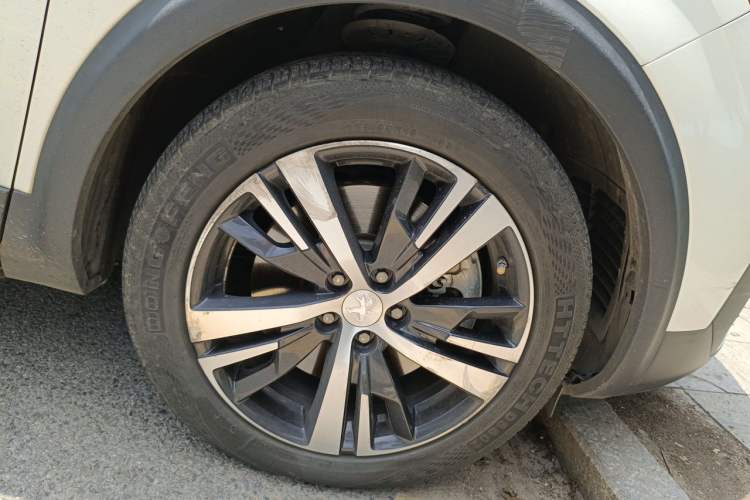 Used Peugeot 5008 2017 380THP 7-Seater Boundary-Free Edition Right Front Wheel Hub