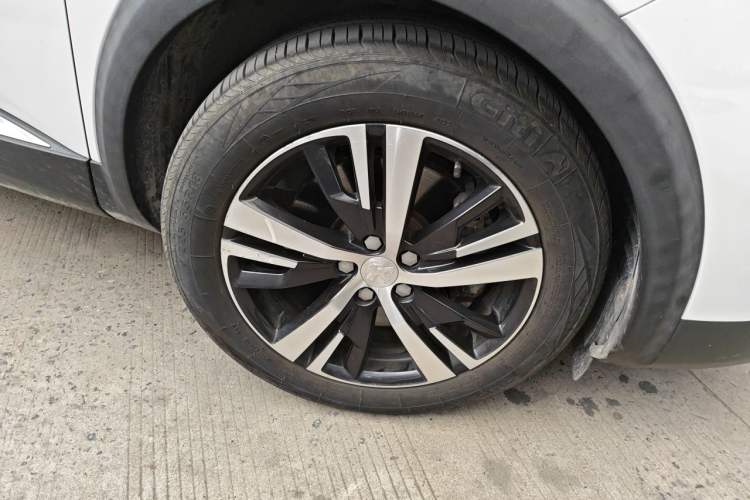 Used Peugeot 5008 2017 380THP 7-Seater Boundary-Free Edition Right Front Wheel Hub