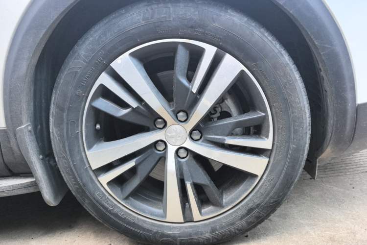 Used Peugeot 5008 2017 350THP 5-Seat Elite Edition Right Front Wheel Hub