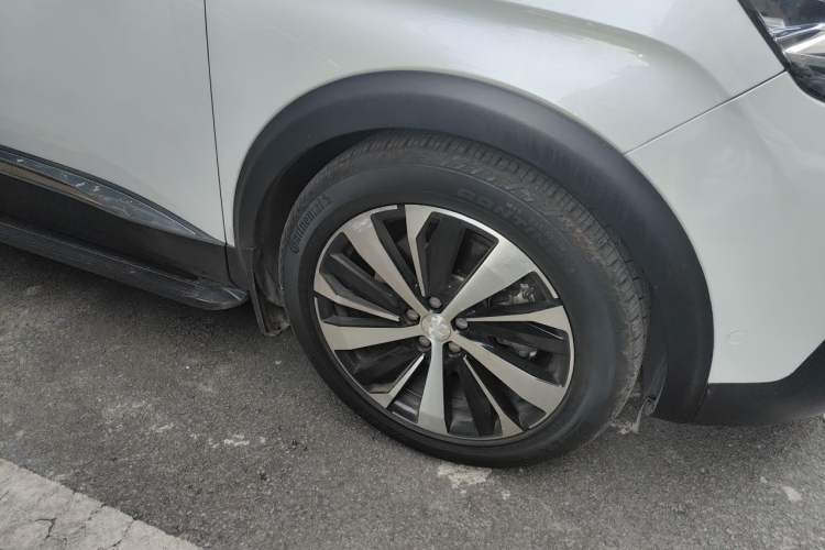 Used Peugeot 5008 2017 380THP 7-Seater Luxury GT Edition Right Front Wheel Hub