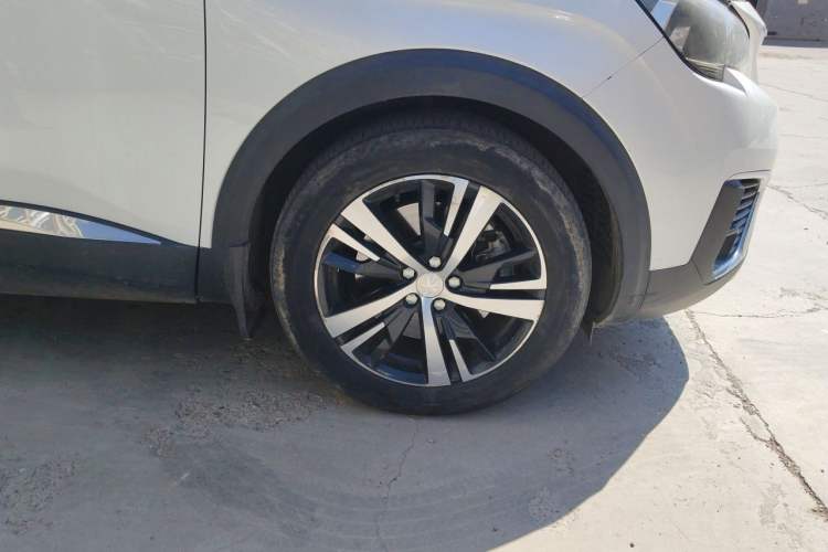Used Peugeot 5008 2017 380THP 7-Seater Elite Edition Right Front Wheel Hub