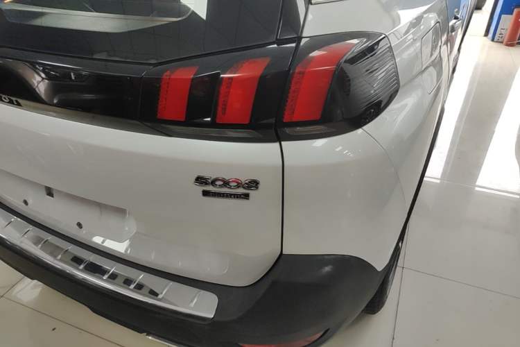 Used Peugeot 5008 2017 380THP 7-Seater Elite Edition Right Rear Taillight