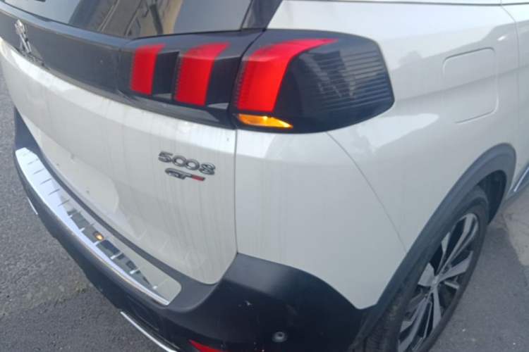 Used Peugeot 5008 2017 380THP 7-Seater Luxury GT Edition Right Rear Taillight