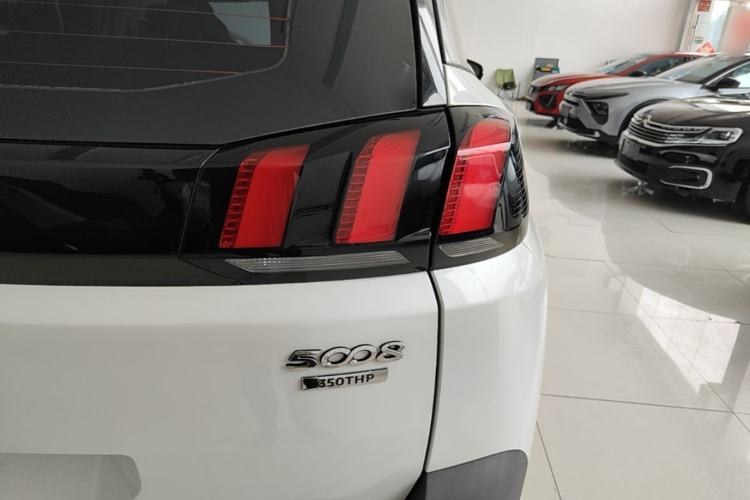 Used Peugeot 5008 2017 350THP 7-Seater Elite Edition Right Rear Taillight