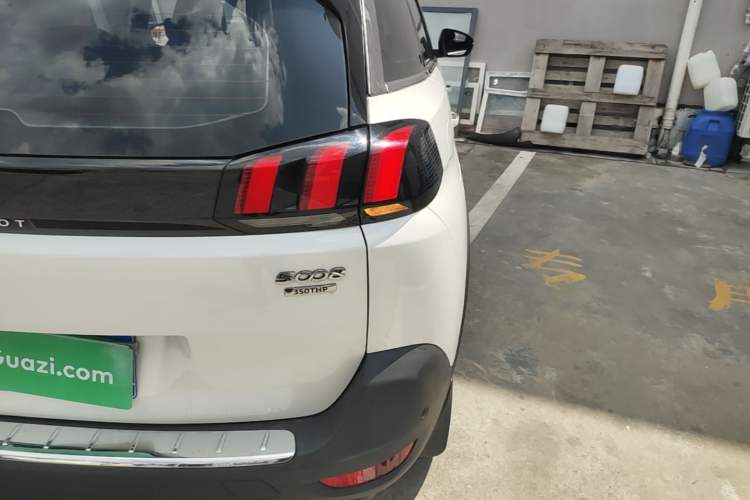 Used Peugeot 5008 2017 350THP 7-Seater Elite Edition Right Rear Taillight
