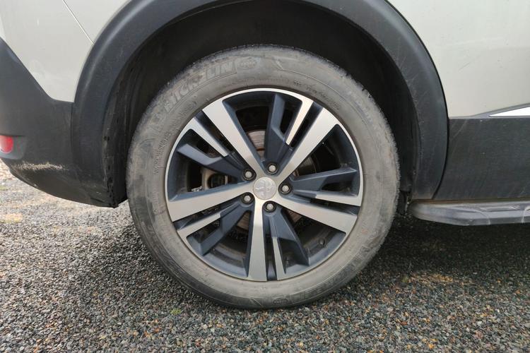 Used Peugeot 5008 2017 350THP 7-Seater Elite Edition Right Rear Wheel Hub