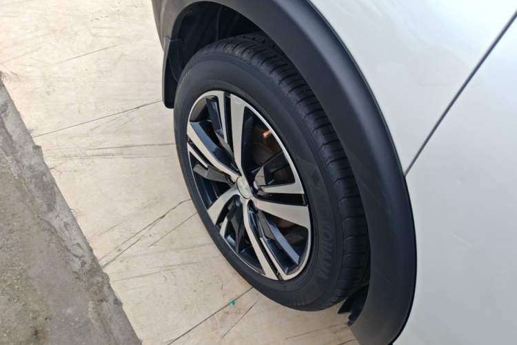 Used Peugeot 5008 2017 380THP 7-Seater Boundary-Free Edition Right Rear Wheel Hub