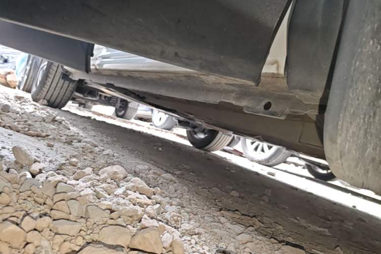 Used Peugeot 5008 2017 380THP 7-Seater Elite Edition Right Side Sill
