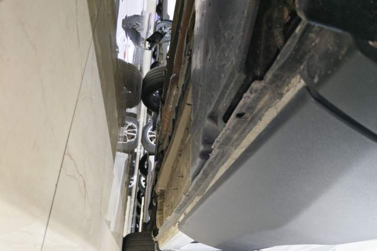Used Peugeot 5008 2017 380THP 7-Seater Luxury GT Edition Right Side Sill