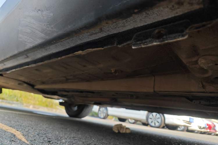 Used Peugeot 5008 2017 350THP 7-Seater Elite Edition Right Side Sill