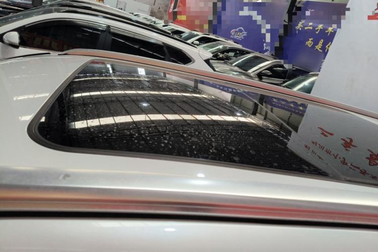 Used Peugeot 5008 2017 350THP 5-Seat Elite Edition Roof