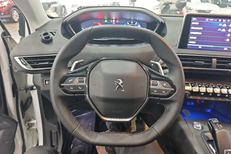 Used Peugeot 5008 2017 380THP 7-Seater Elite Edition Steering Wheel