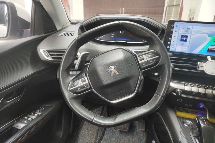 Used Peugeot 5008 2017 350THP 7-Seater Elite Edition Steering Wheel