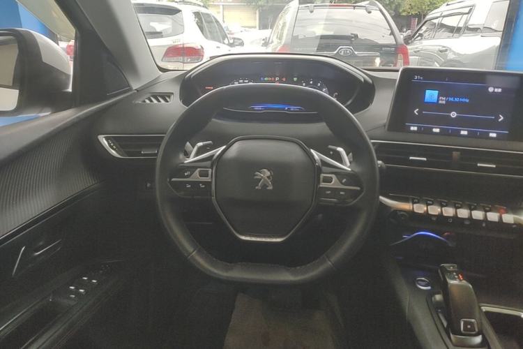 Used Peugeot 5008 2017 380THP 7-Seater Elite Edition Steering Wheel