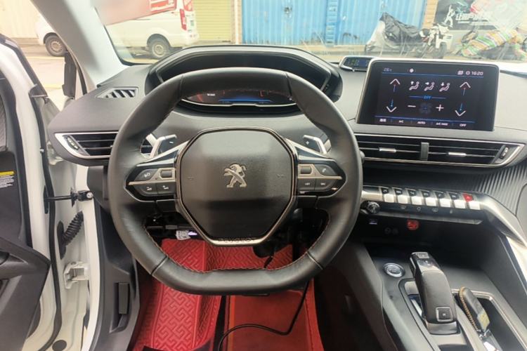 Used Peugeot 5008 2017 350THP 5-Seat Elite Edition Steering Wheel