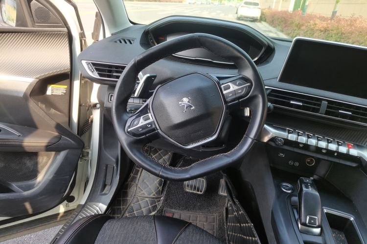 Used Peugeot 5008 2017 380THP 7-Seater Elite Edition Steering Wheel