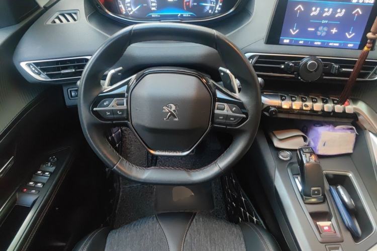 Used Peugeot 5008 2017 380THP 7-Seater Elite Edition Steering Wheel
