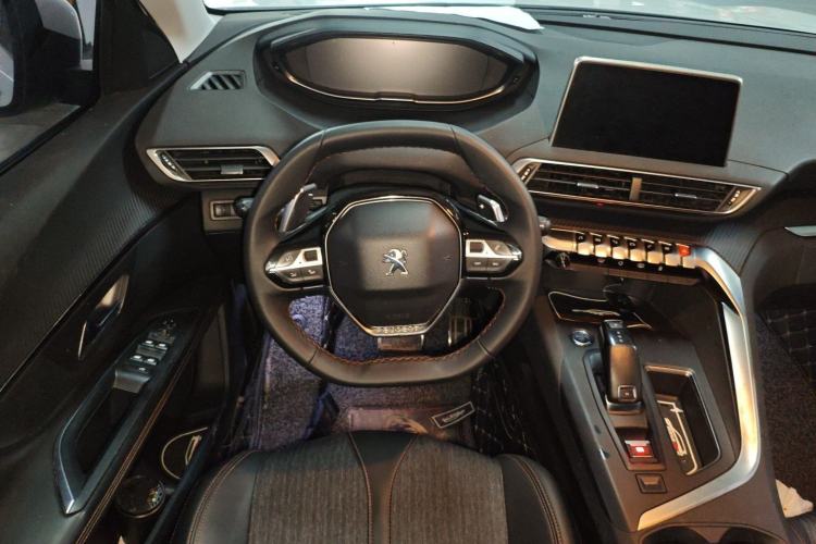 Used Peugeot 5008 2017 350THP 7-Seater Elite Edition Steering Wheel