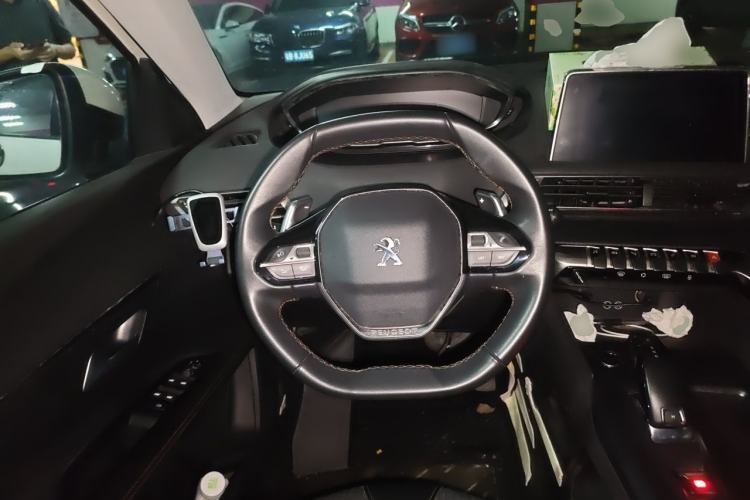 Used Peugeot 5008 2017 380THP 7-Seater Elite Edition Steering Wheel