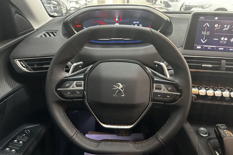 Used Peugeot 5008 2017 380THP 7-Seater Elite Edition Steering Wheel