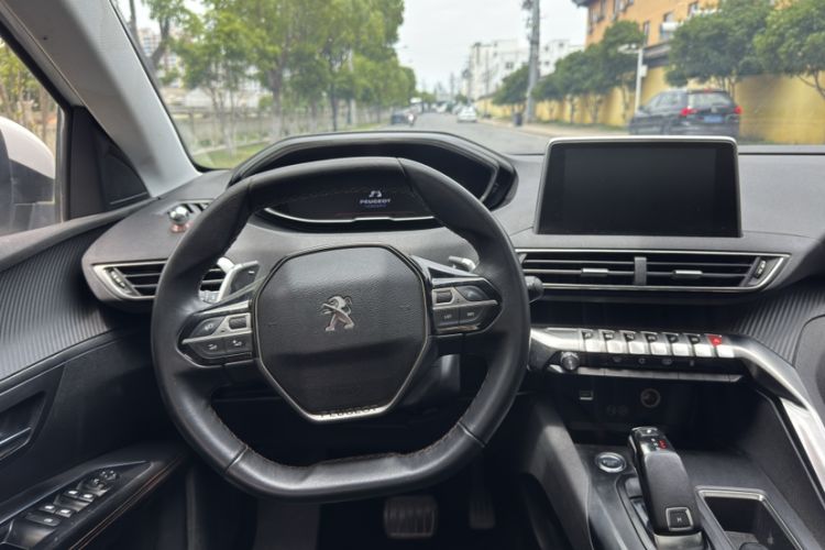 Used Peugeot 5008 2017 380THP 7-Seater Elite Edition Steering Wheel
