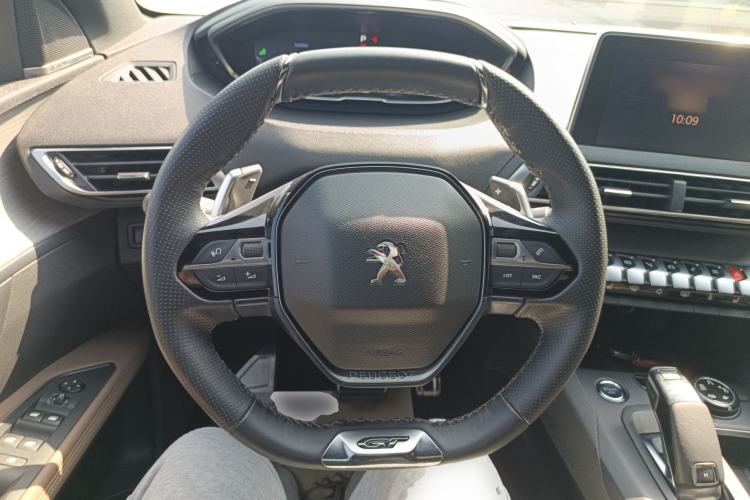 Used Peugeot 5008 2017 380THP 7-Seater Luxury GT Edition Steering Wheel