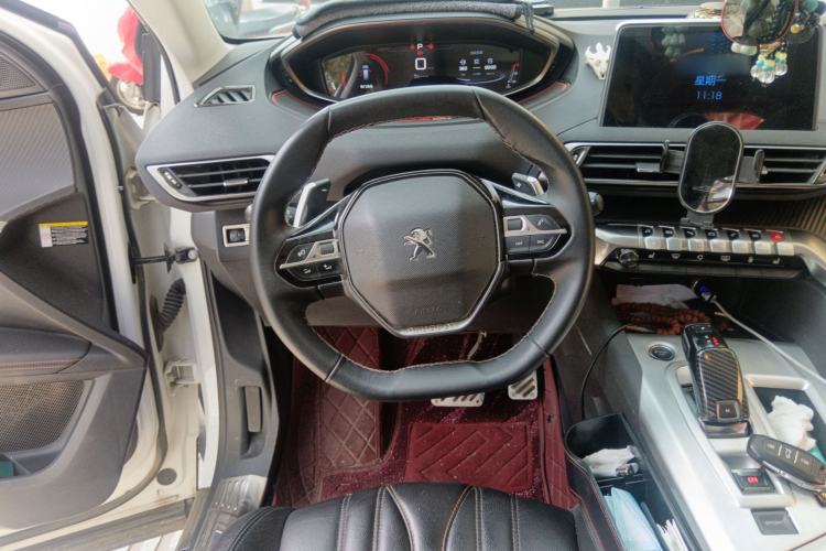 Used Peugeot 5008 2017 380THP 7-Seater Boundary-Free Edition Steering Wheel