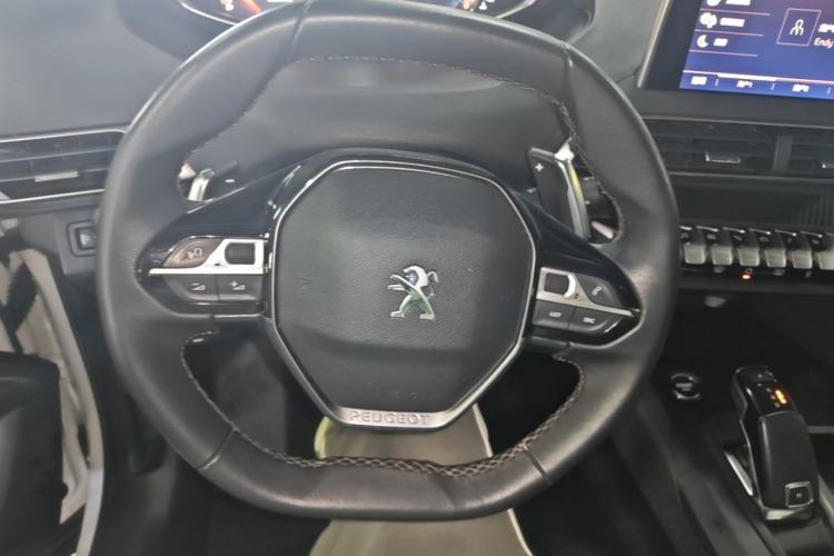 Used Peugeot 5008 2017 350THP 7-Seater Elite Edition Steering Wheel