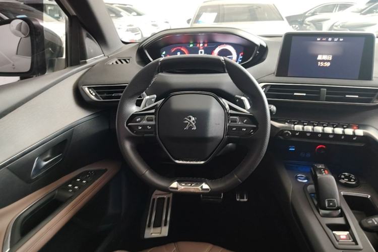 Used Peugeot 5008 2017 380THP 7-Seater Luxury GT Edition Steering Wheel