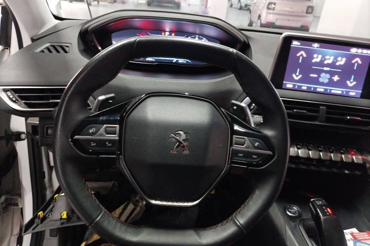 Used Peugeot 5008 2017 350THP 5-Seat Elite Edition Steering Wheel