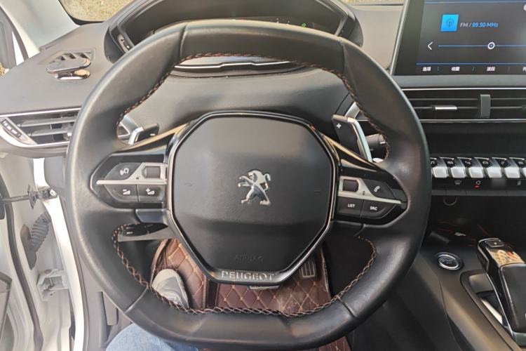 Used Peugeot 5008 2017 380THP 7-Seater Elite Edition Steering Wheel