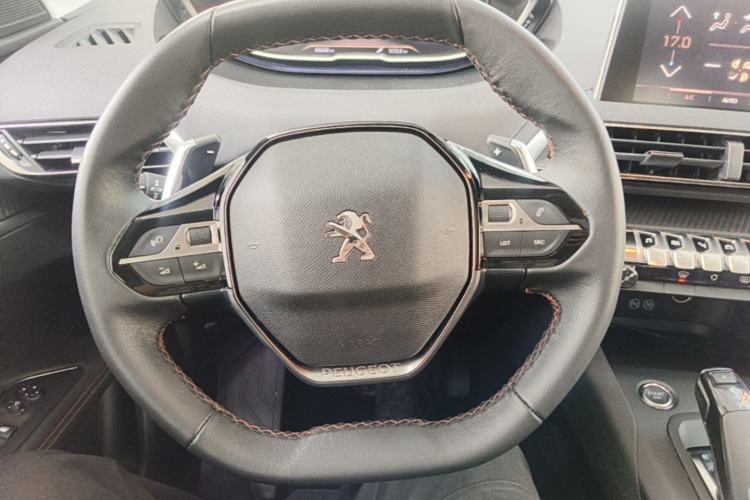 Used Peugeot 5008 2017 350THP 7-Seater Elite Edition Steering Wheel