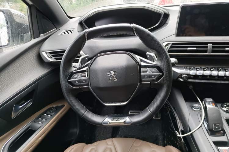 Used Peugeot 5008 2017 380THP 7-Seater Luxury GT Edition Steering Wheel