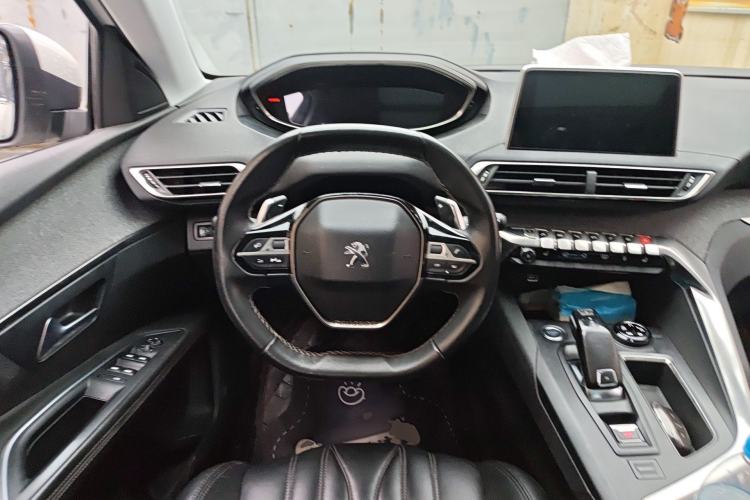 Used Peugeot 5008 2017 380THP 7-Seater Luxury Edition Steering Wheel