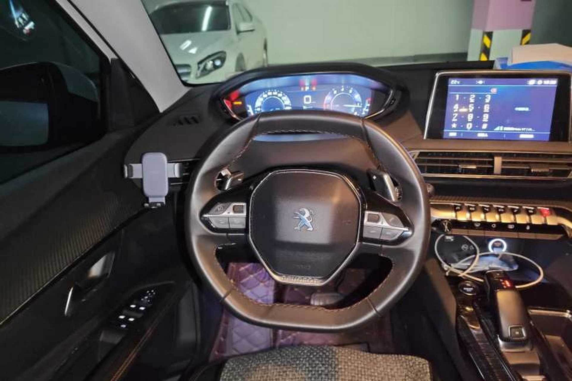 Used Peugeot 5008 2017 380THP 7-Seater Elite Edition Steering Wheel