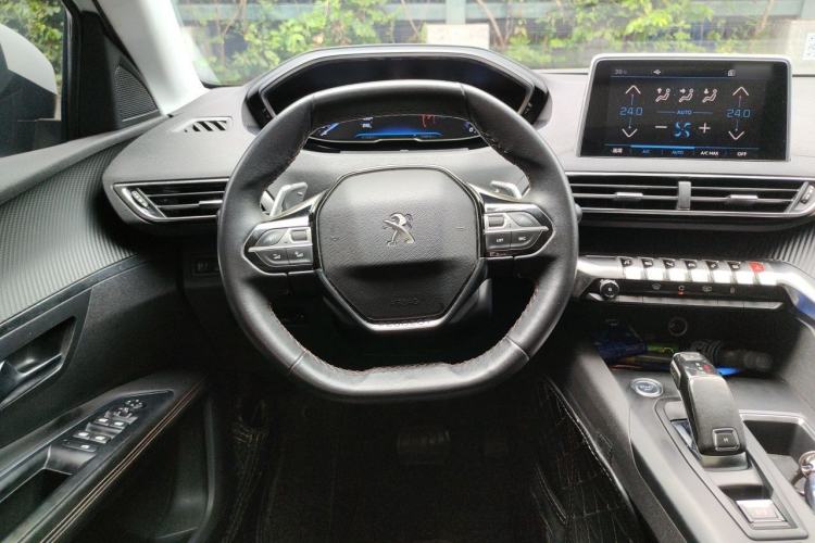 Used Peugeot 5008 2017 350THP 7-Seater Elite Edition Steering Wheel