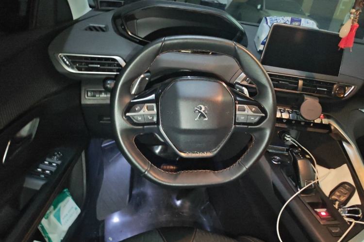 Used Peugeot 5008 2017 380THP 7-Seater Elite Edition Steering Wheel
