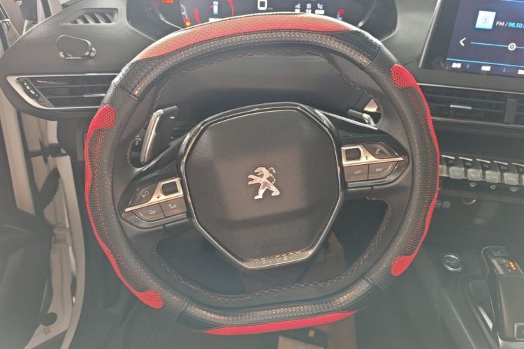 Used Peugeot 5008 2017 350THP 5-Seat Elite Edition Steering Wheel