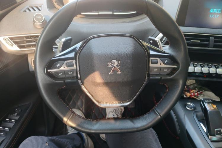 Used Peugeot 5008 2017 350THP 7-Seater Elite Edition Steering Wheel