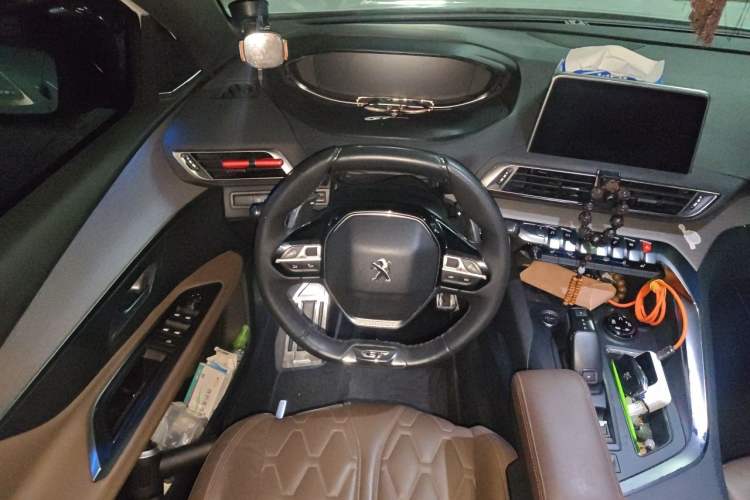 Used Peugeot 5008 2017 380THP 7-Seater Luxury GT Edition Steering Wheel